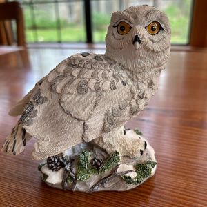 Snowy Owl sculpture, vintage Hamilton Collection